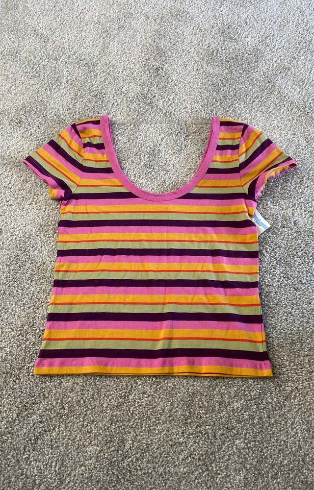 Abound rainbow top small